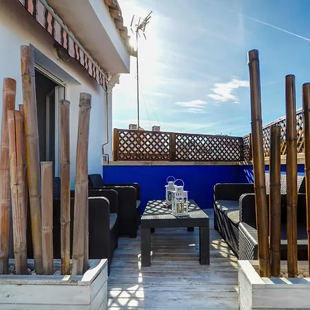 Amazing Terrace In The Center By Hello Homes 시체스