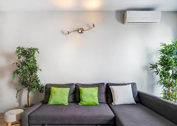 아파트 Amazing Terrace In The Center By Hello Homes *