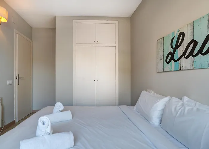 아파트 Amazing Terrace In The Center By Hello Homes *