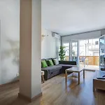 Amazing Terrace In The Center By Hello Homes *