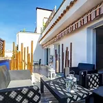 Amazing Terrace In The Center By Hello Homes *